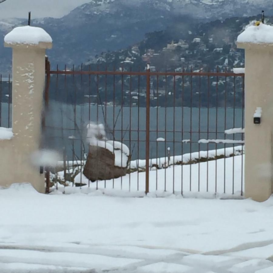 B&Bilfortesulmare Ventimiglia Buitenkant foto